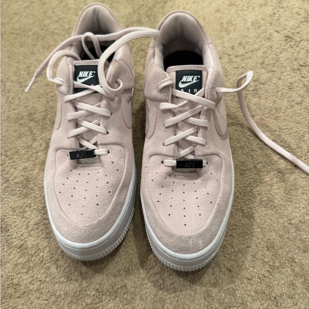Nike Pink Sneakers - Picture 4 of 13